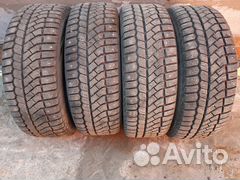 Viatti Brina Nordico V-522 215/60 R16