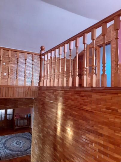 Дом 357 м² на участке 8 сот.