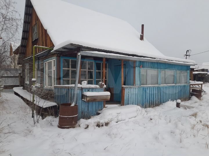 Дом 56 м² на участке 9 сот.