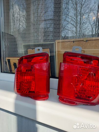 Катафот в задний бампер Land Cruiser 200/16-22