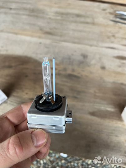 Ксеноновая лампа d1s 6000K