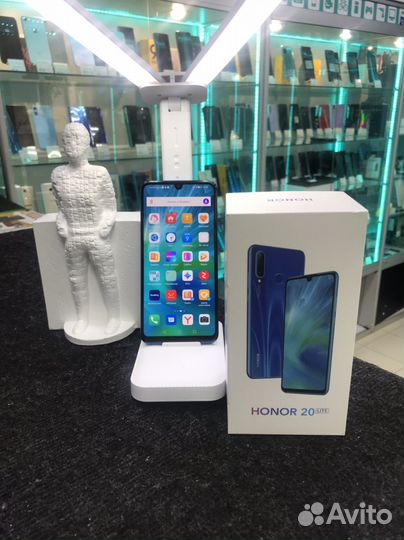 HONOR 20 Lite (RU), 4/128 ГБ