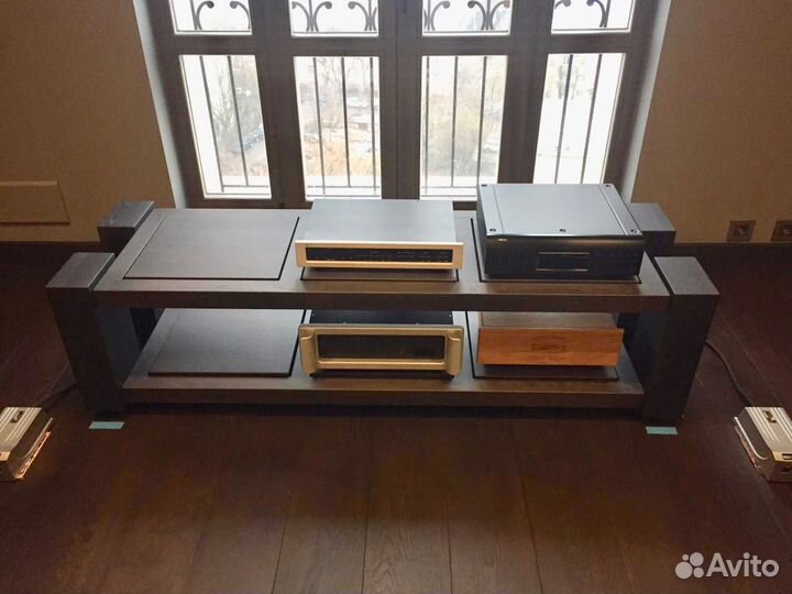 Стойка для Hi End аппаратуры натуральное дерево