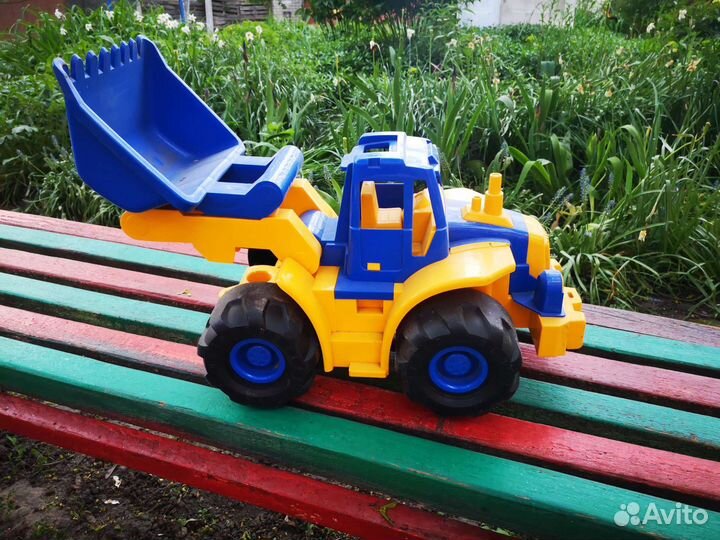 Детский трактор