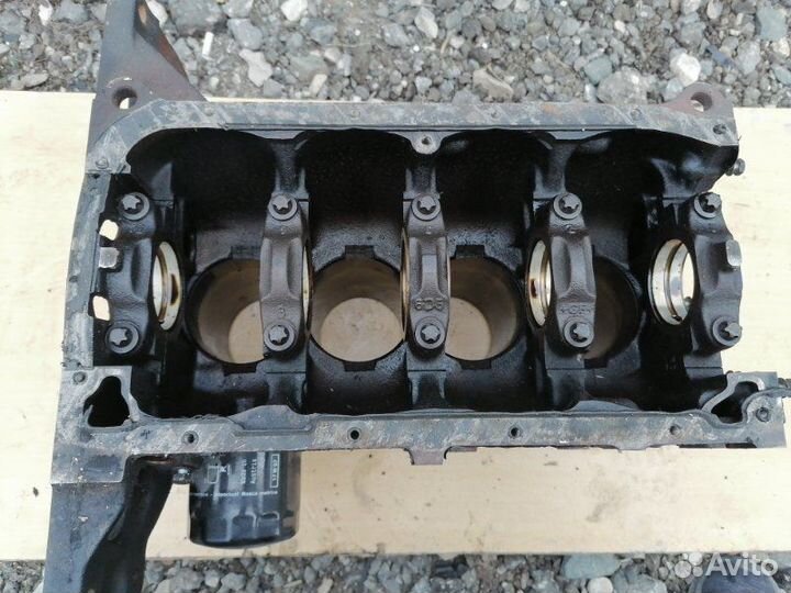 Блок двигателя Opel Z18XE