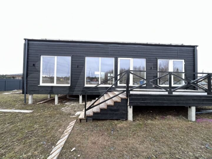 Дом 102 м² на участке 8,2 сот.