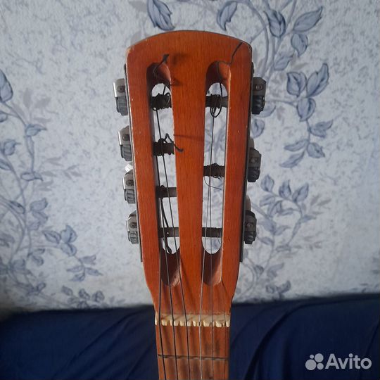 7 струнная гитара
