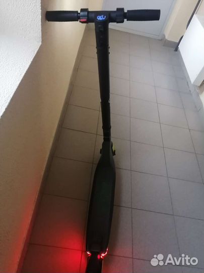 Электросамокат бу mizar