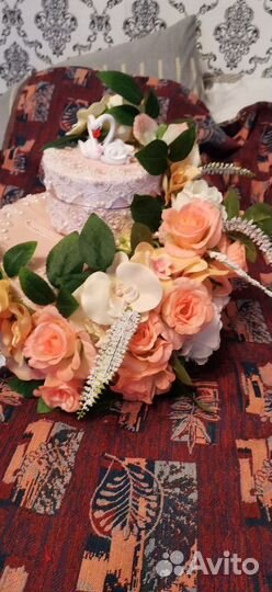 Продам свадебную атребутику и украшения в персиков