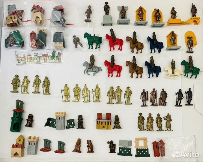 Киндеры солдатики