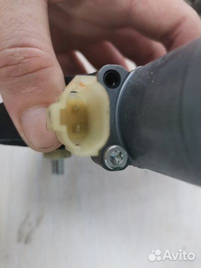 Мотор стеклоподъемника задний левый Hyundai Sonata