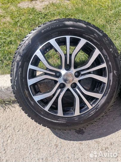 Комплект колес r16 5х114.3 зима