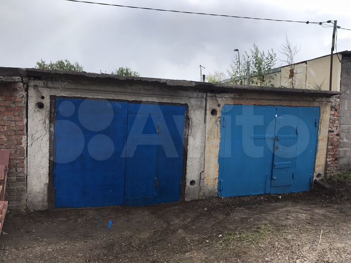 Гараж, > 30 м²