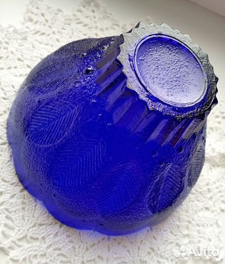 Ваза синее стекло