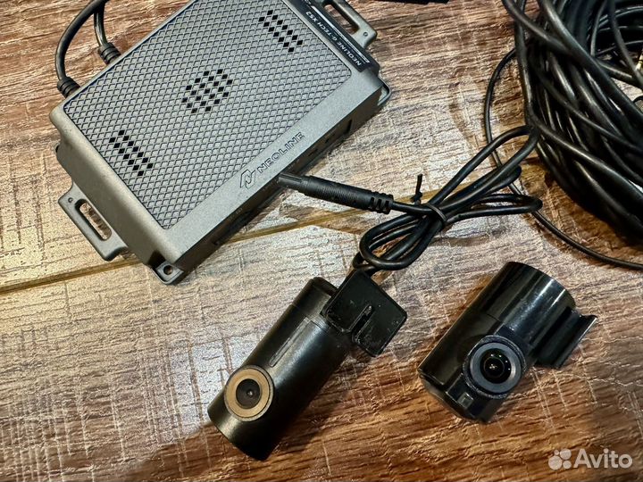 Видеорегистратор Neoline G-Tech X52 Dual