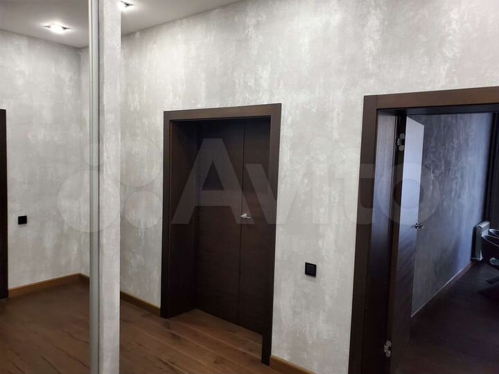 3-к. квартира, 102,5 м², 2/3 эт.