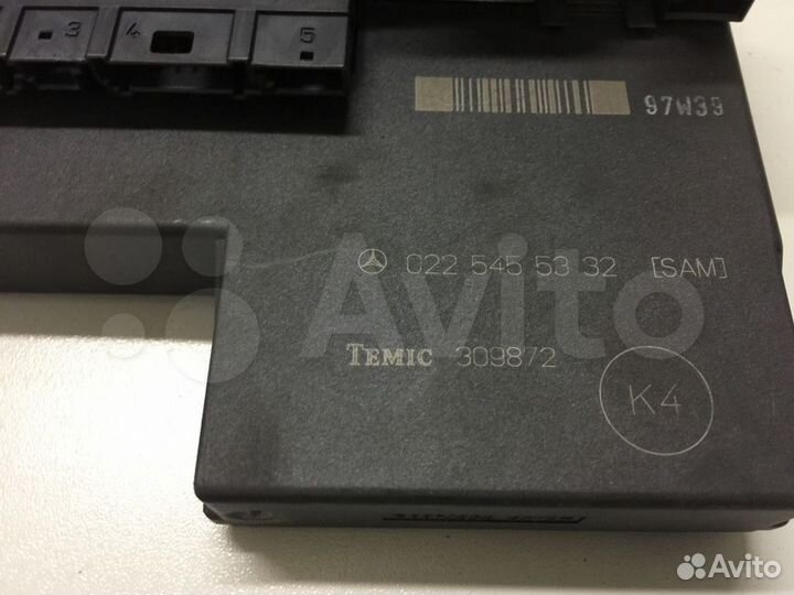 Блок предохранителей Mercedes W210