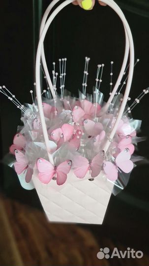 Светящиеся букеты из бабочек