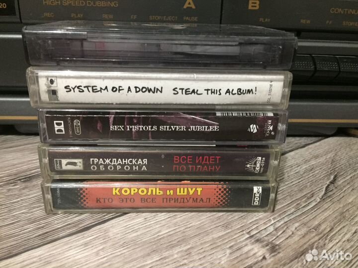 Аудиокассеты с записью punk alternative