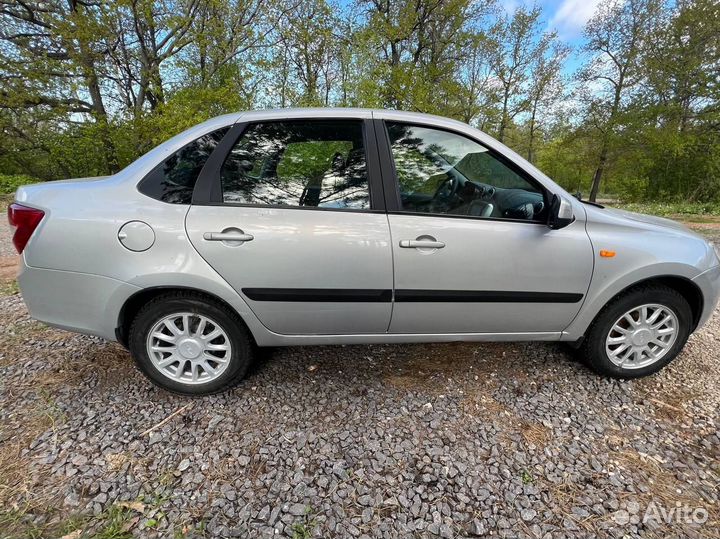 LADA Granta 1.6 AT, 2013, 177 348 км