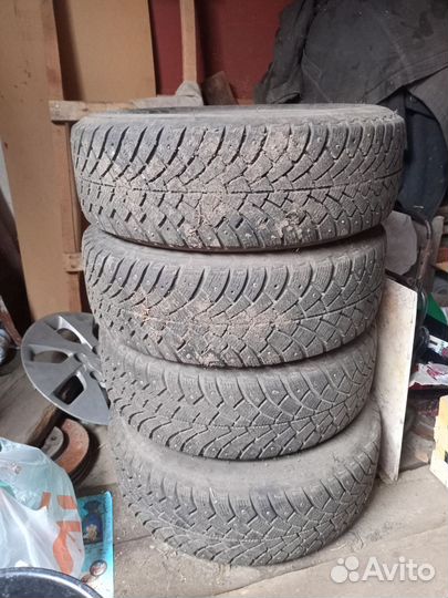Bfgoodrich G-Force Stud 195/60 R15