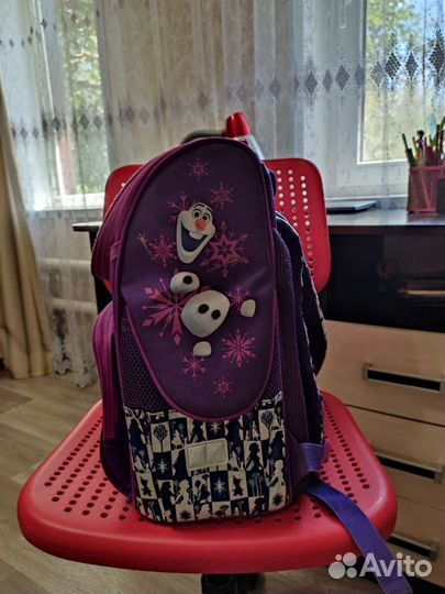 Школьный ранец