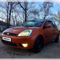 Ford Fiesta 1.4 AMT, 2004, 257 000 км, с пробегом, цена 320 000 руб.