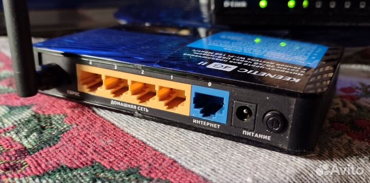 Wifi роутеры Zyxel keenetic 4g ll и D-link 300