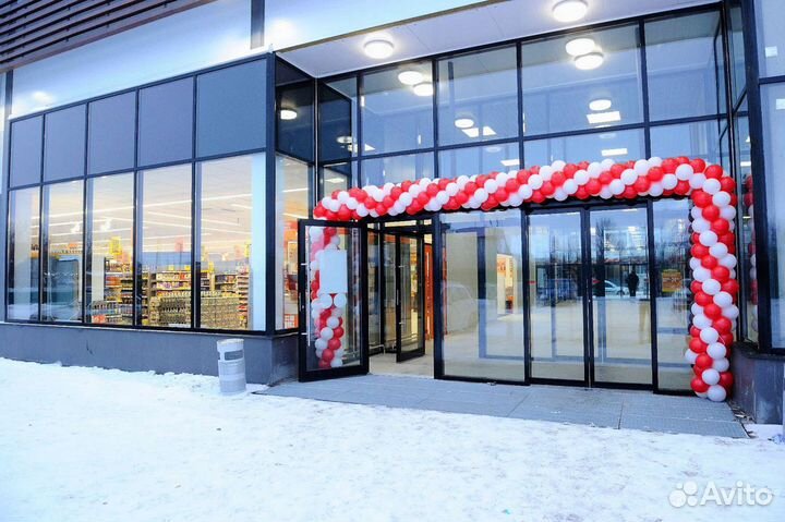 Воздушные шары с гелием, гирлянда из шаров