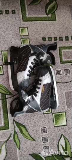 Коньки хоккейные детские