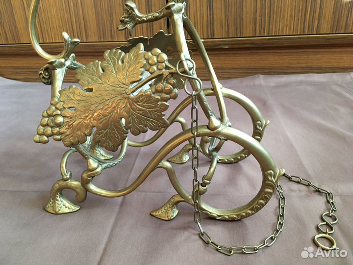 Подставка под бутылку 