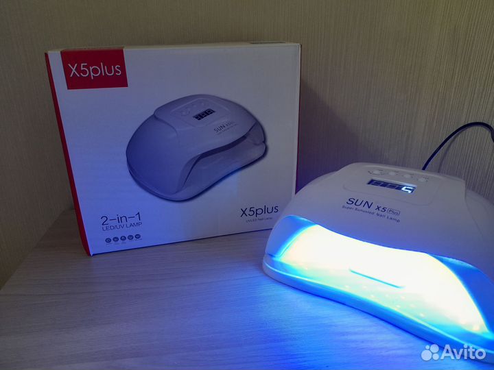 Маникюрный набор с лампой