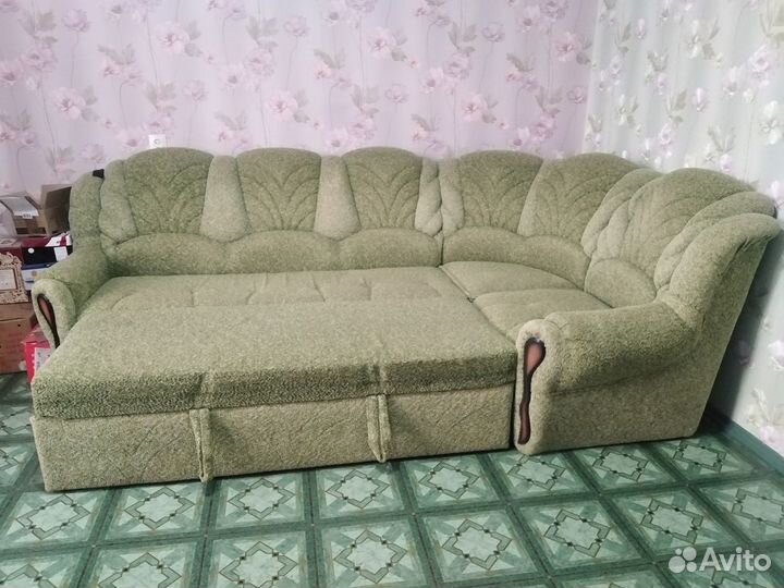 Угловой диван с креслом