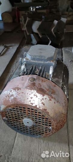 Электродвигатель