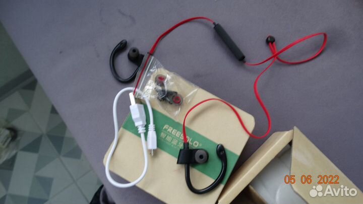 Беспроводные наушники Freesolo