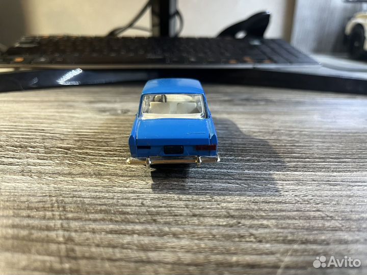 Москвич 412 1:43 400 лет саратову