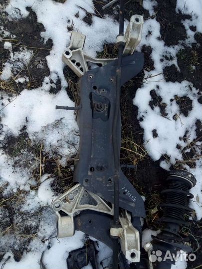 Балка задняя Skoda Fabia 1 фабия