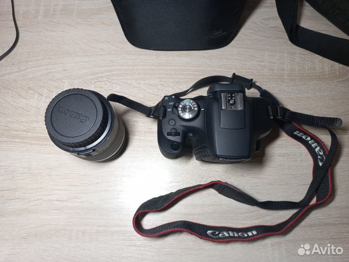 Зеркальный фотоаппарат canon 2000d