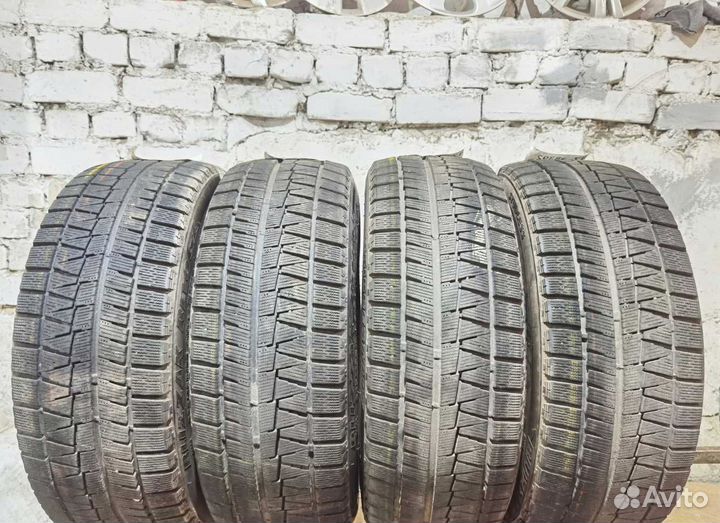 Bridgestone Blizzak Revo GZ 225/45 R17 91Q