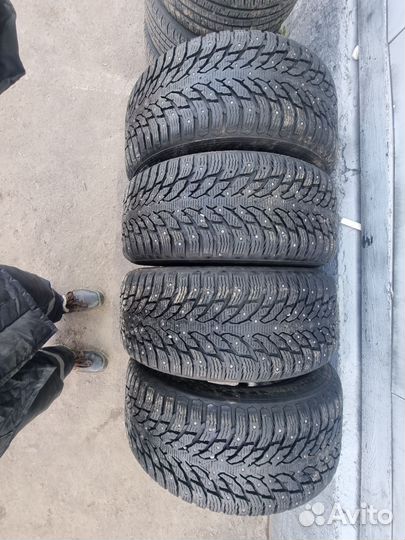 Nokian Tyres Hakkapeliitta 9 SUV 275/50 R20 113T