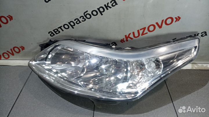 Фара Citroen Nissan