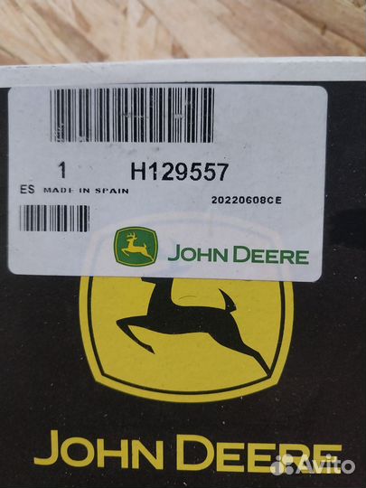 Распорная втулка john deere H129557