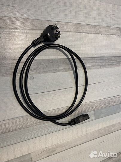 Кабель питания для компьютера
