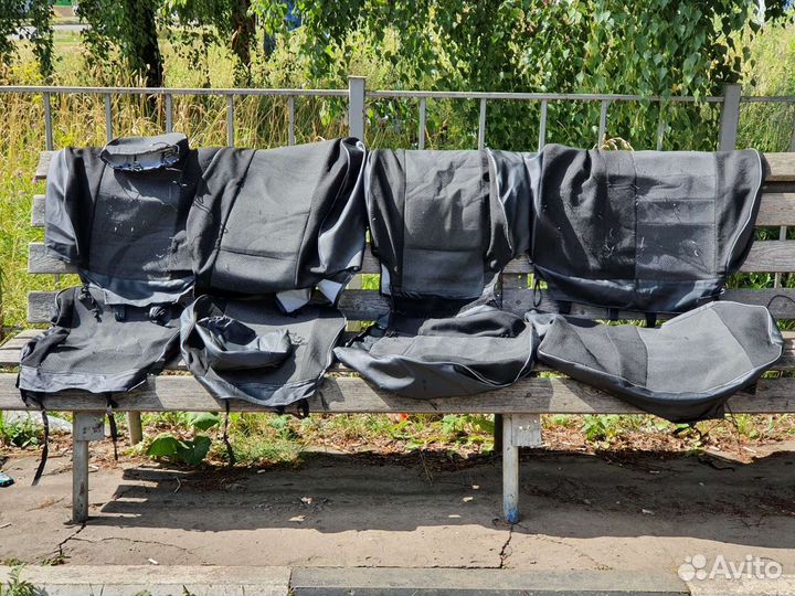 Автомобильные чехлы бу на калину