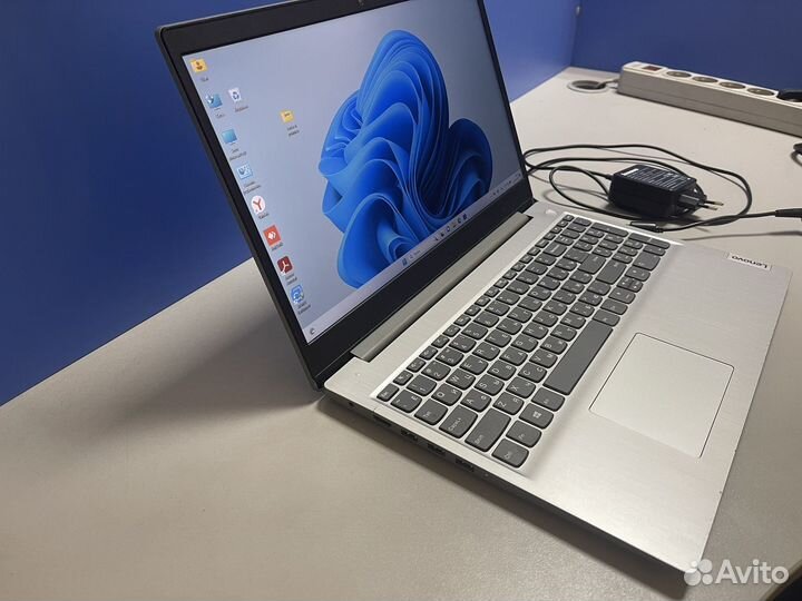 Современный ноутбук Lenovo idealpad 3 i3 1005g1