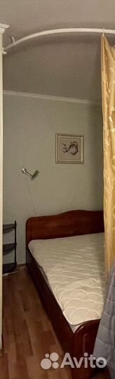 Кровать двухспальная с матрасом, размер 150х200