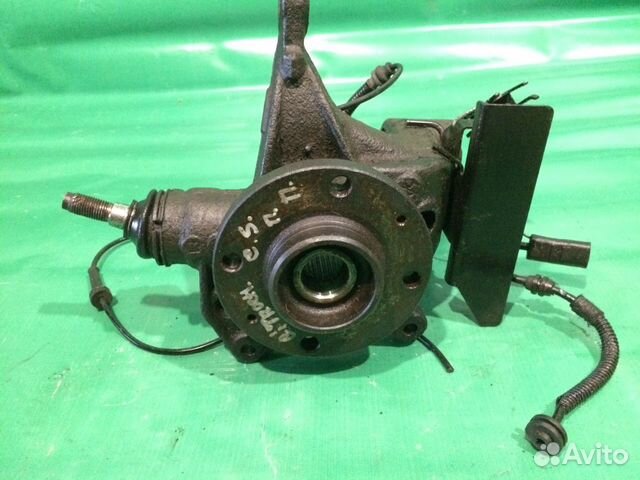 Ступица передняя правая Ситроен С5, Citroen C5