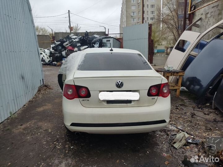 Авто в разборе VW Jetta V