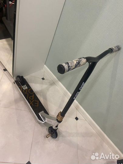 Трюковой самокат oxelo