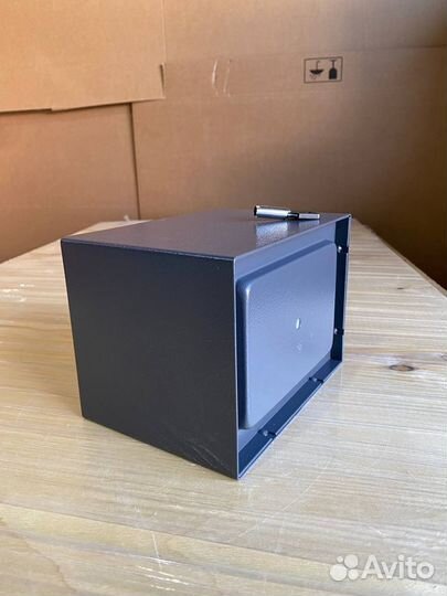 Сейф металлический универсальный